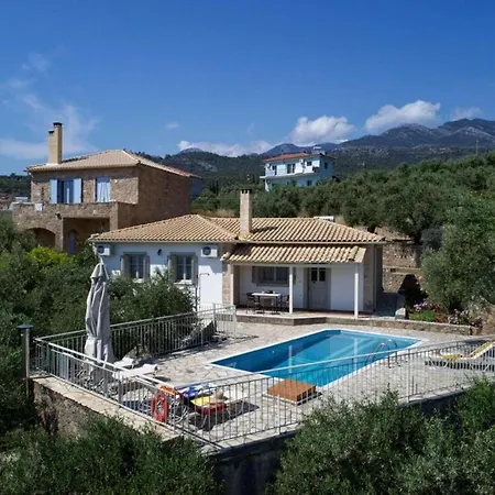 Daphne Aghios Nikolaos Peloponnese Villa