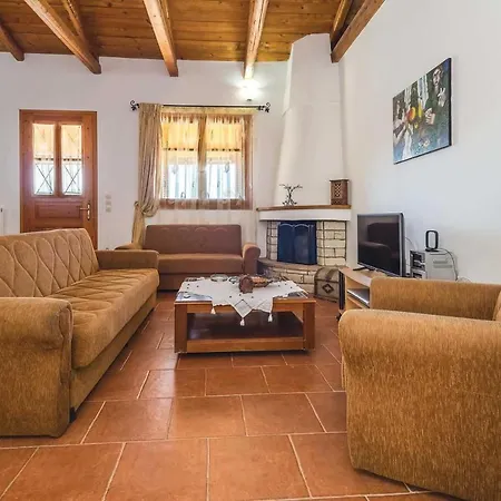 Daphne Aghios Nikolaos Peloponnese Villa